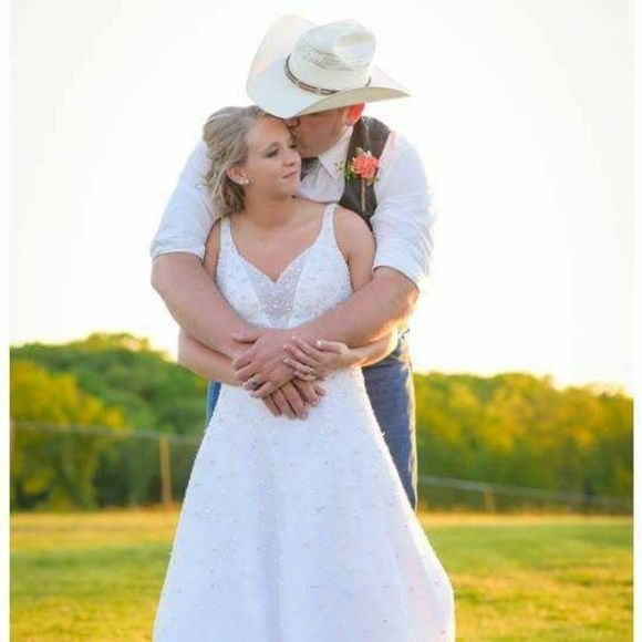 Meet your Posher, Sara - Picture 1 of 1